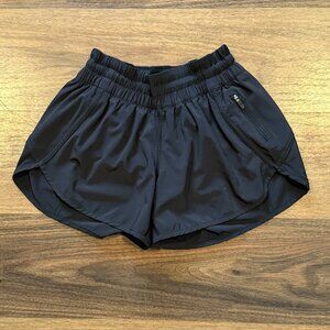 Lululemon Hotty Hot Short II Womens 6 Black Running Workout Athletic Shorts